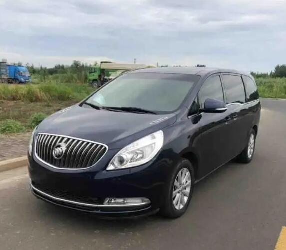 别克商务车2.5S款(胖头鱼)7座.jpg